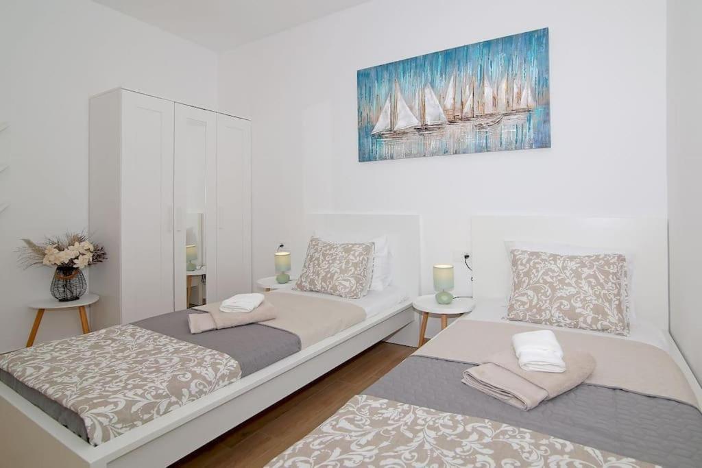 Studio Apartman Karlita Slano Exterior foto